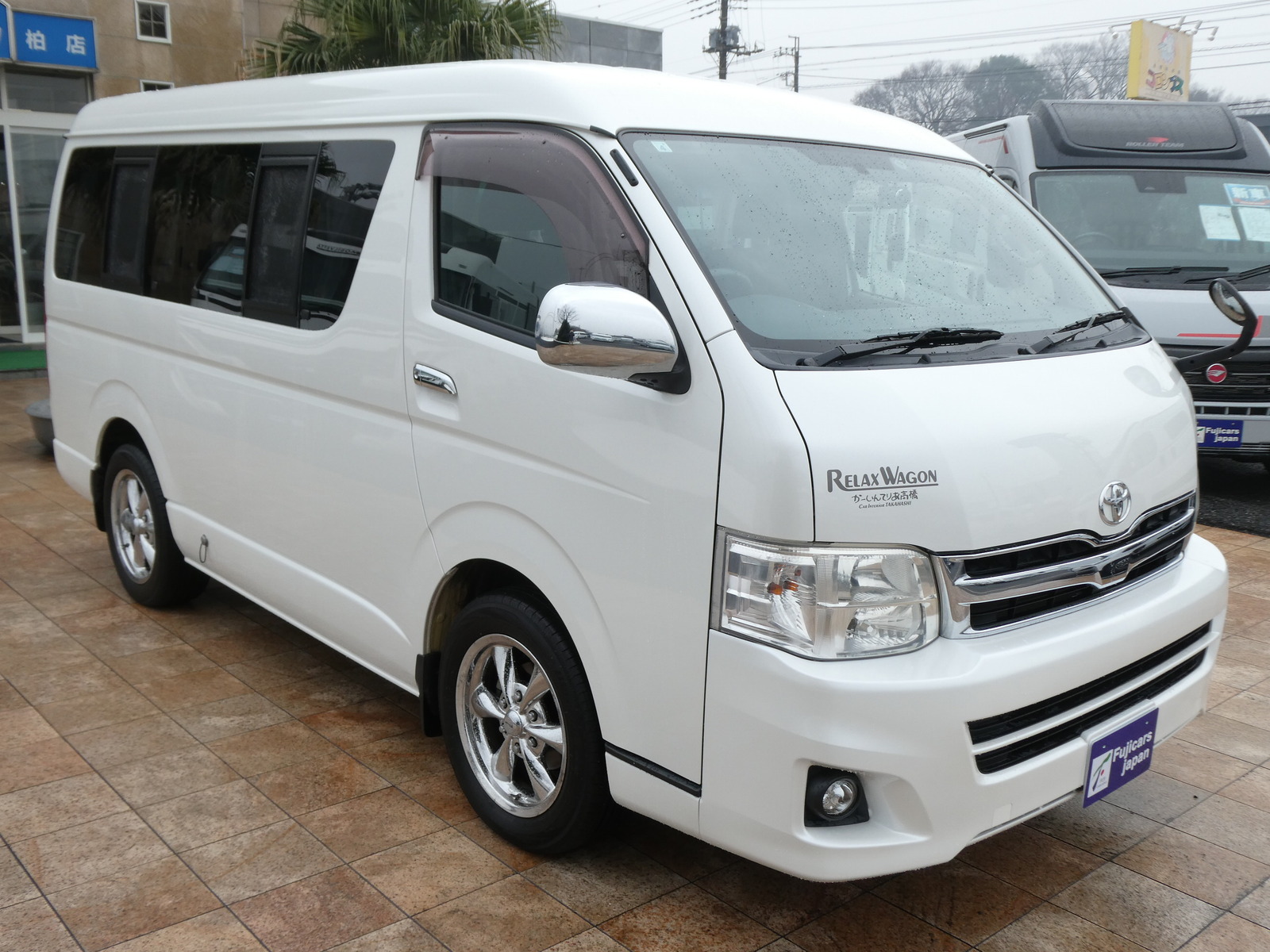 キャンピングカーバンコン