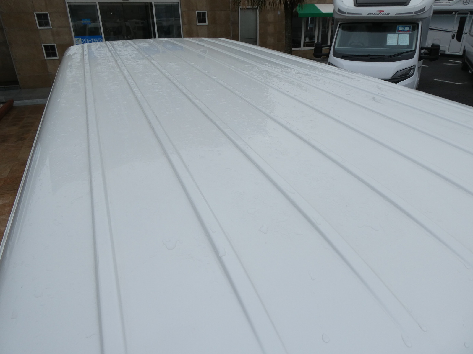 キャンピングカーバンコン