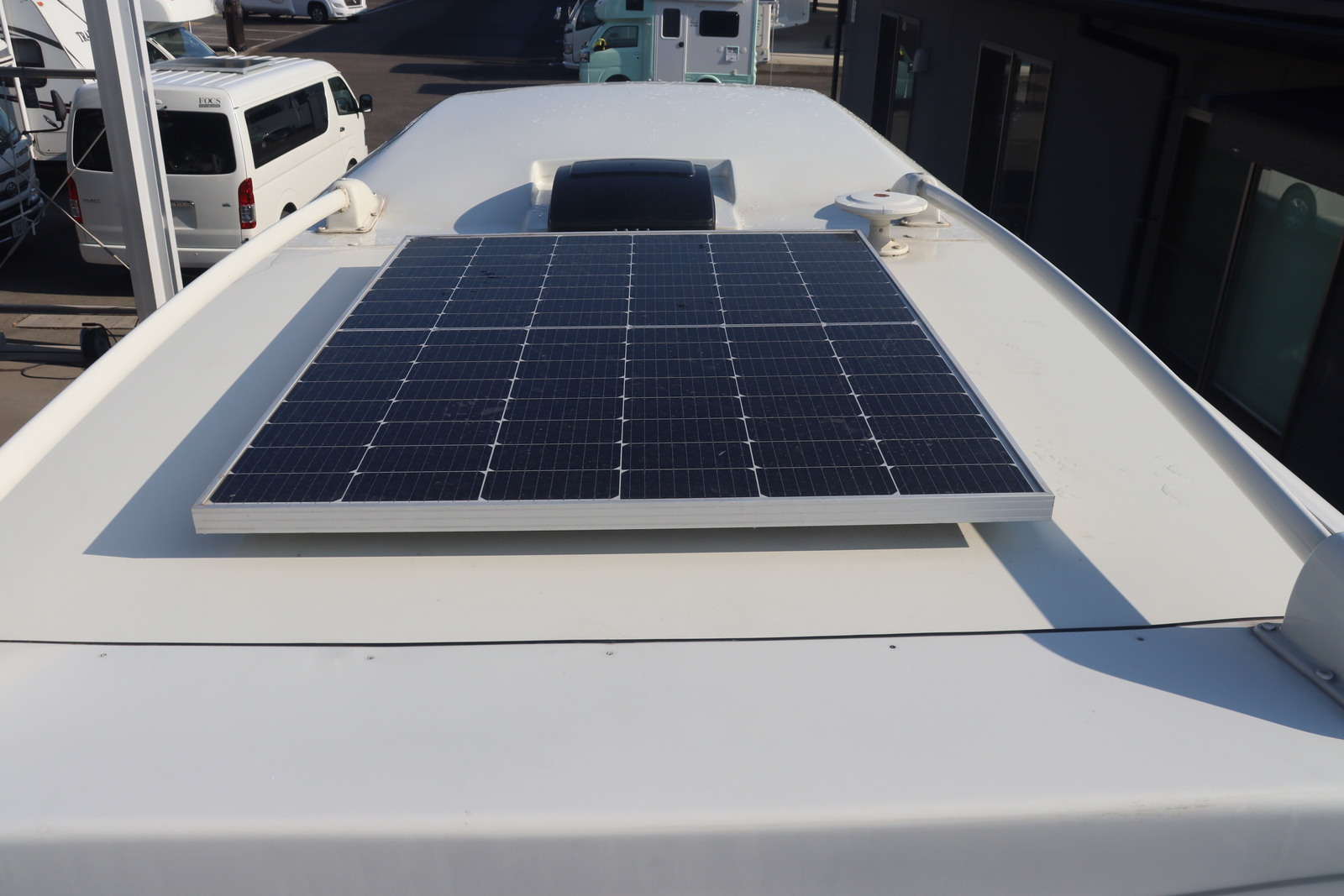 キャンピングカーキャブコン