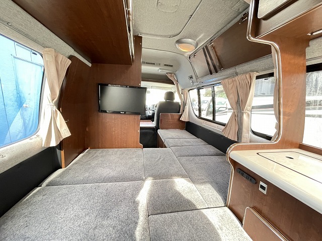 キャンピングカーバンコン