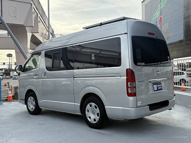 キャンピングカーバンコン