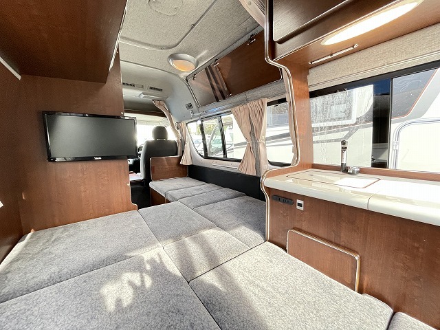 キャンピングカーバンコン