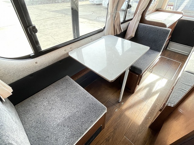 キャンピングカーバンコン