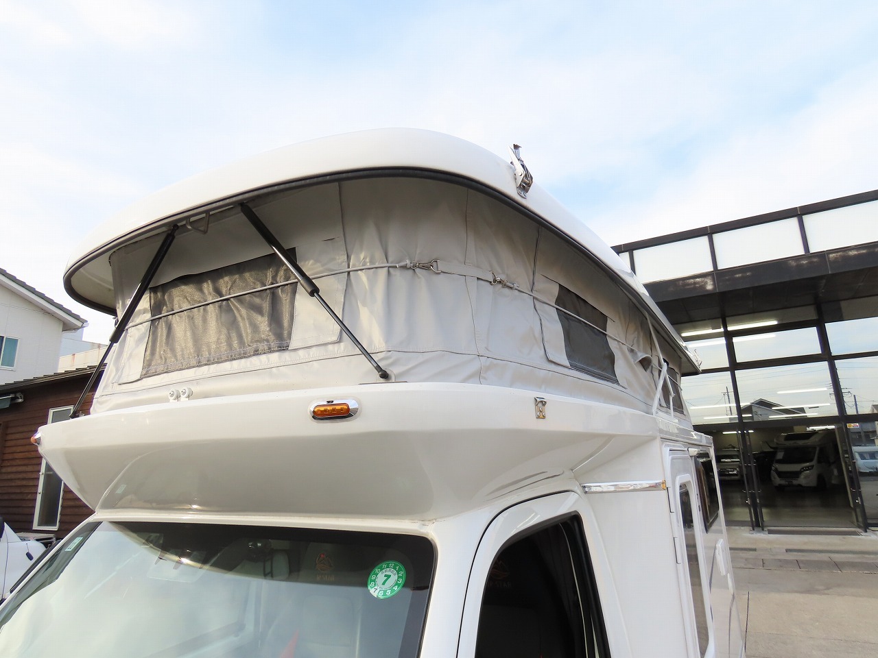 キャンピングカー軽キャンパー