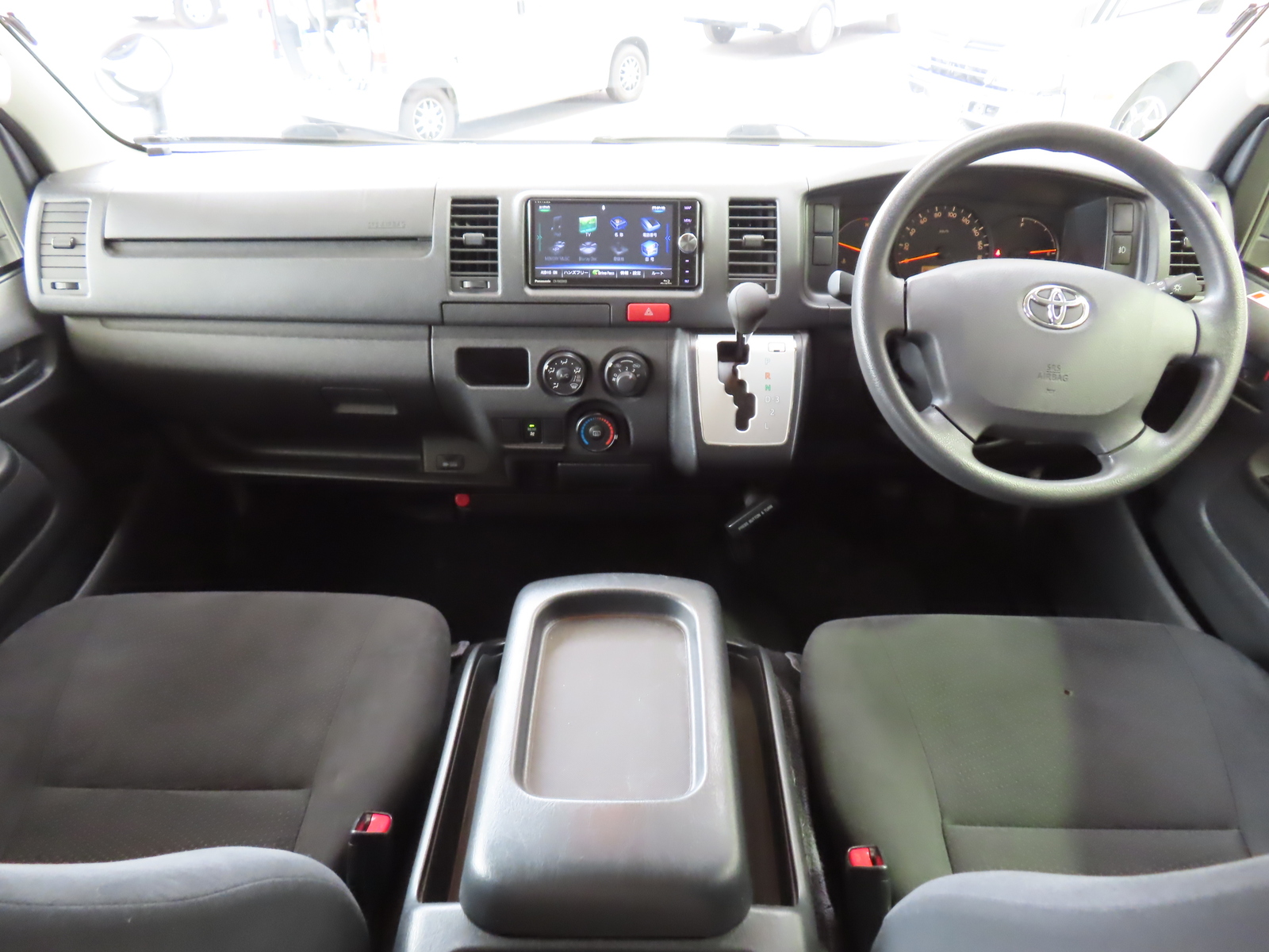 キャンピングカーバンコン