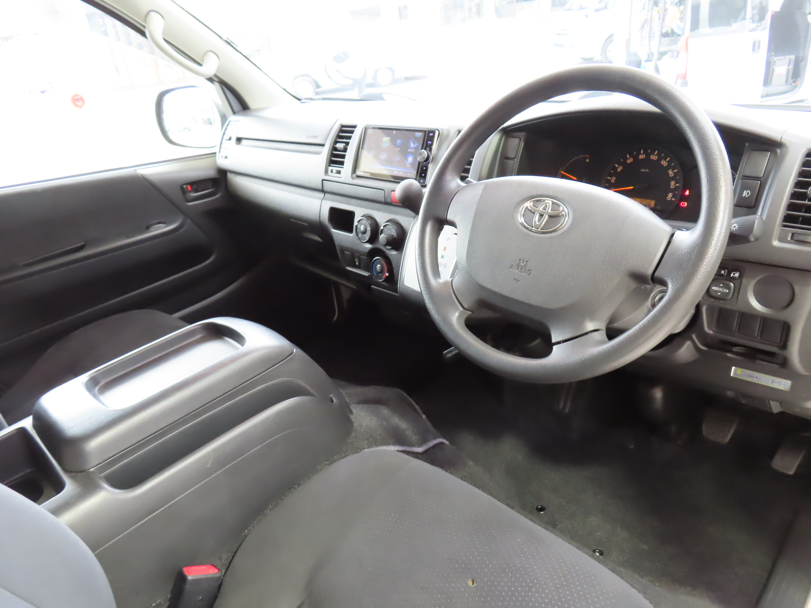 キャンピングカーバンコン