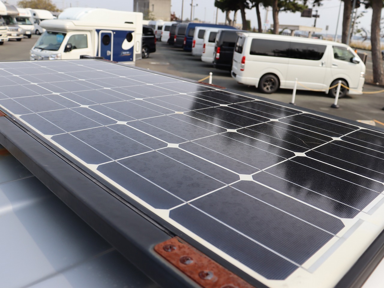 キャンピングカー軽キャンパー