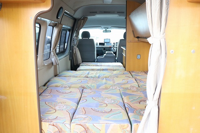 キャンピングカーバンコン