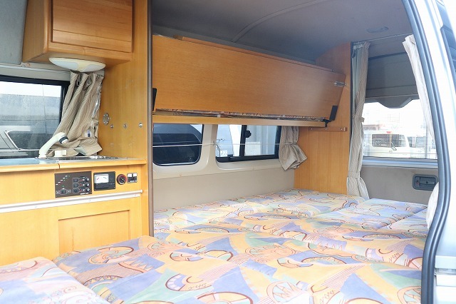 キャンピングカーバンコン