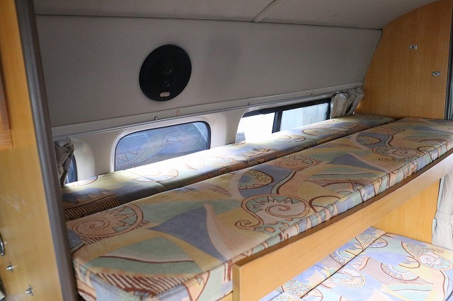 キャンピングカーバンコン