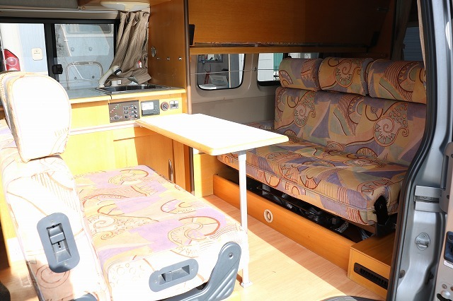 キャンピングカーバンコン