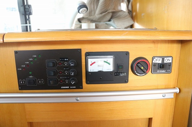 キャンピングカーバンコン