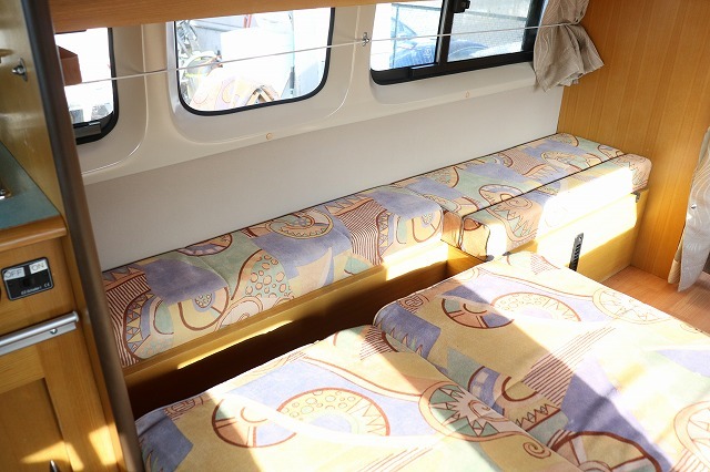 キャンピングカーバンコン