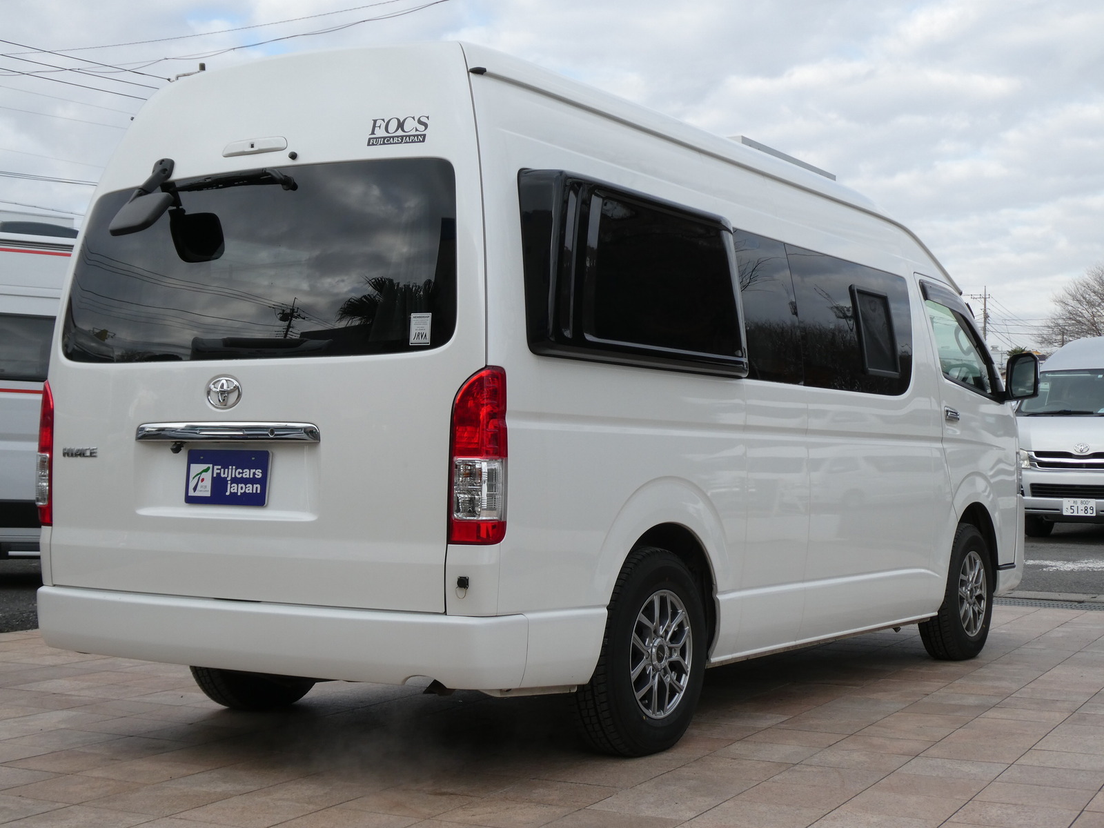 キャンピングカーバンコン