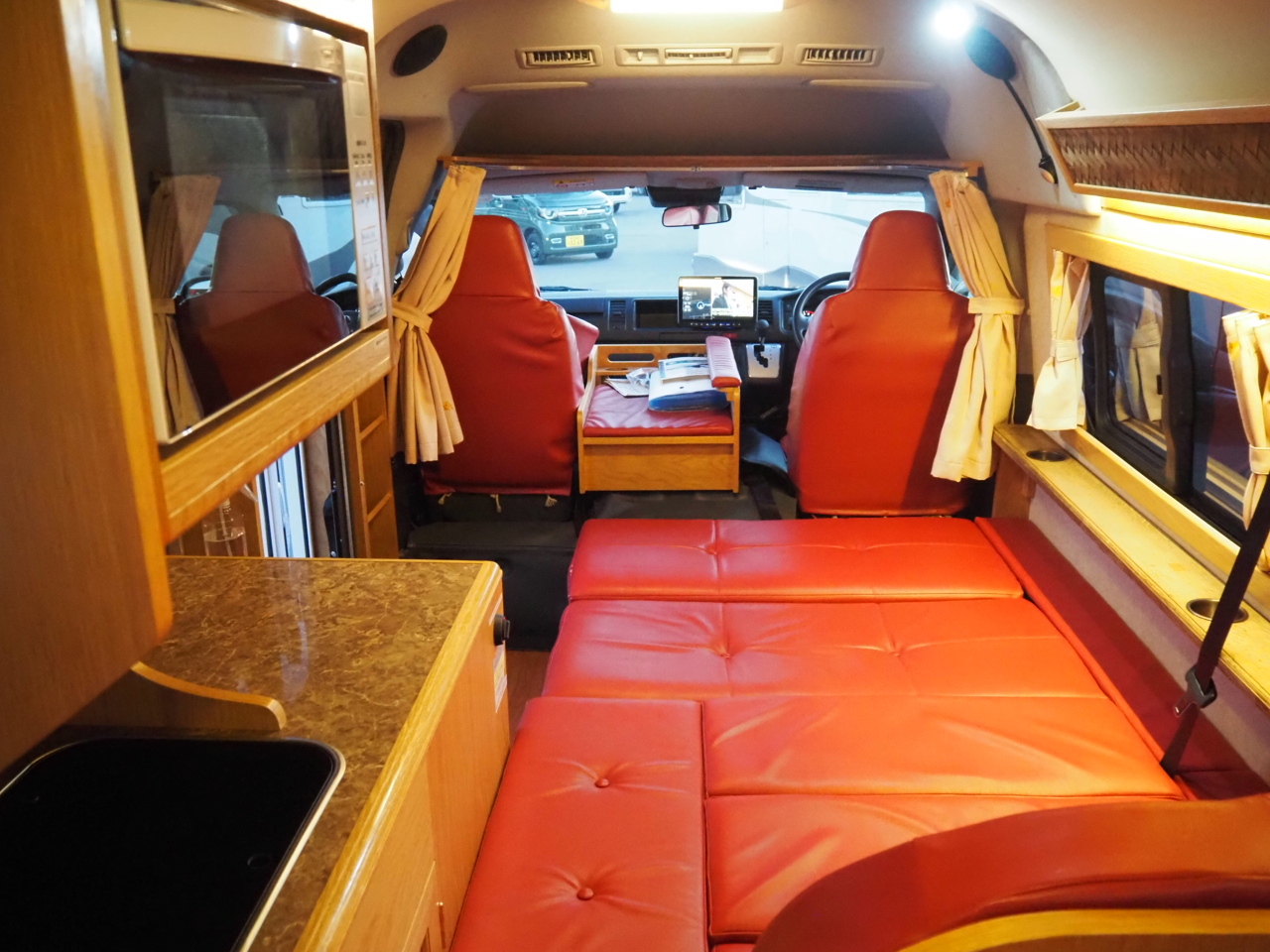 キャンピングカーバンコン