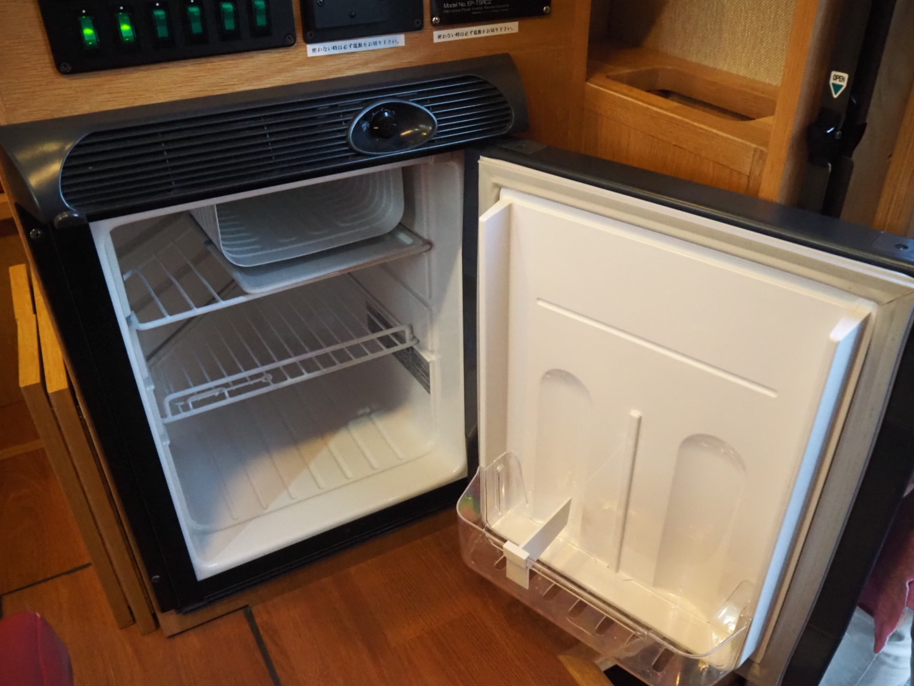 キャンピングカーバンコン