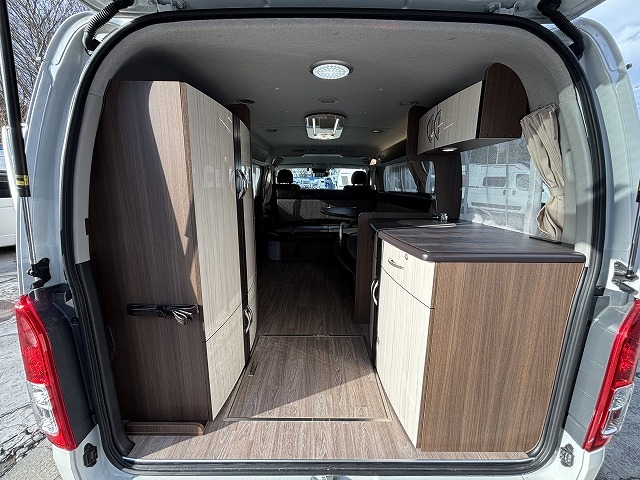 キャンピングカーバンコン