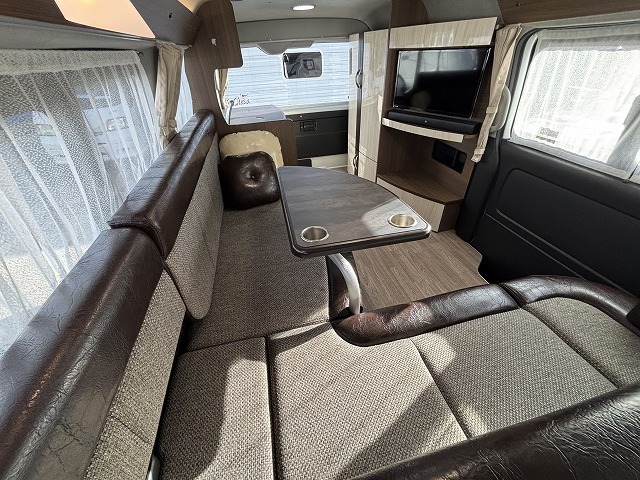 キャンピングカーバンコン