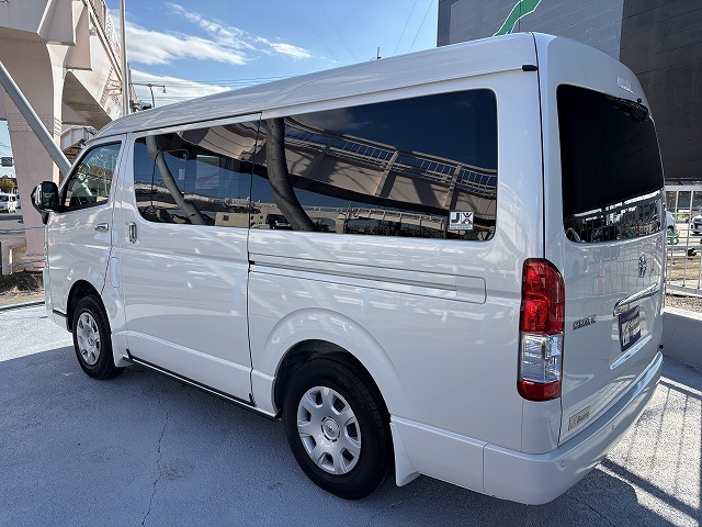 キャンピングカーバンコン