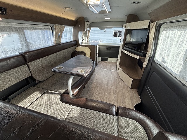 キャンピングカーバンコン