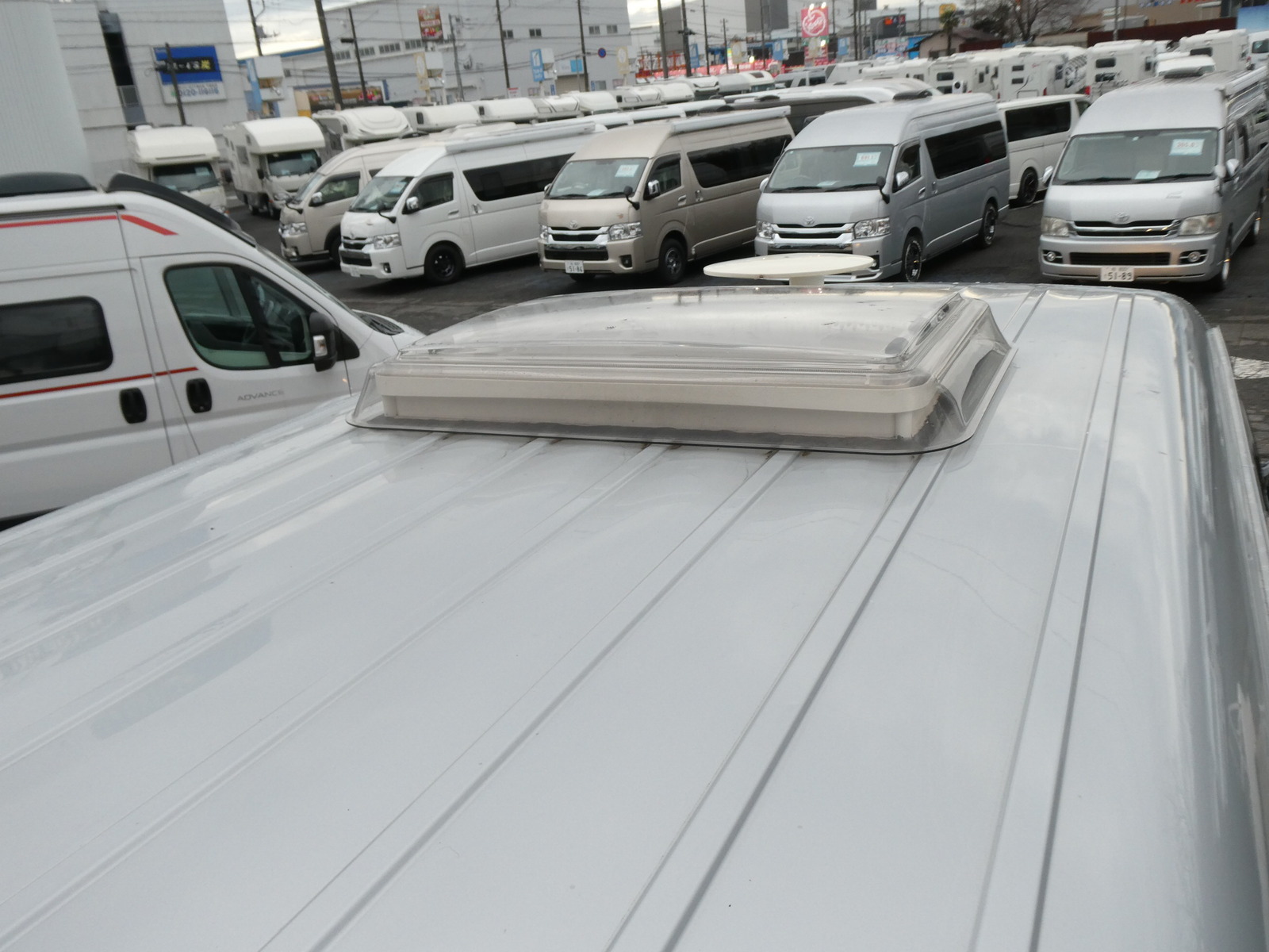 キャンピングカーバンコン