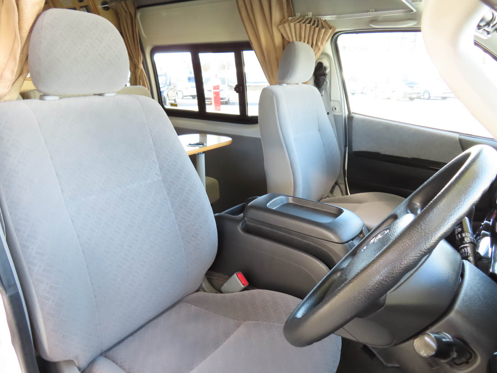 キャンピングカーバンコン