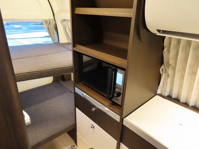 キャンピングカーバンコン