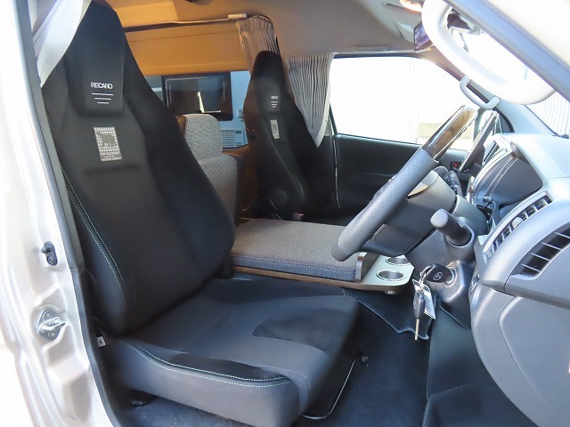 キャンピングカーバンコン