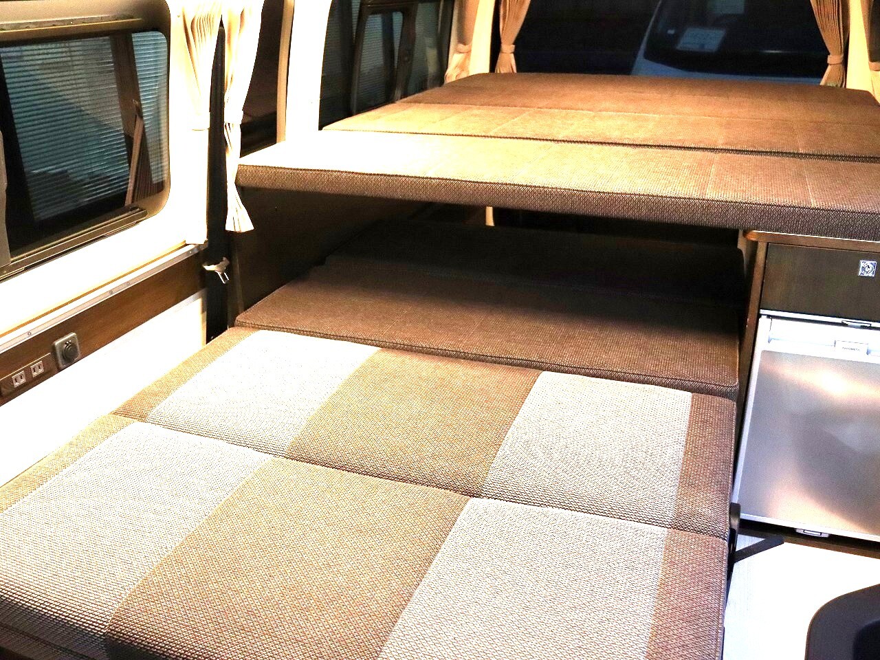 キャンピングカーバンコン