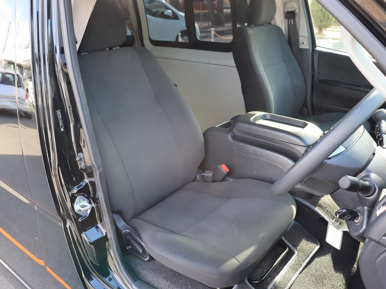 キャンピングカーバンコン