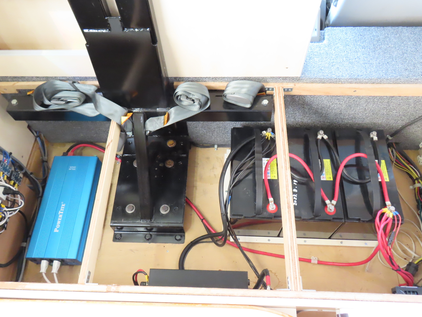 キャンピングカーキャブコン