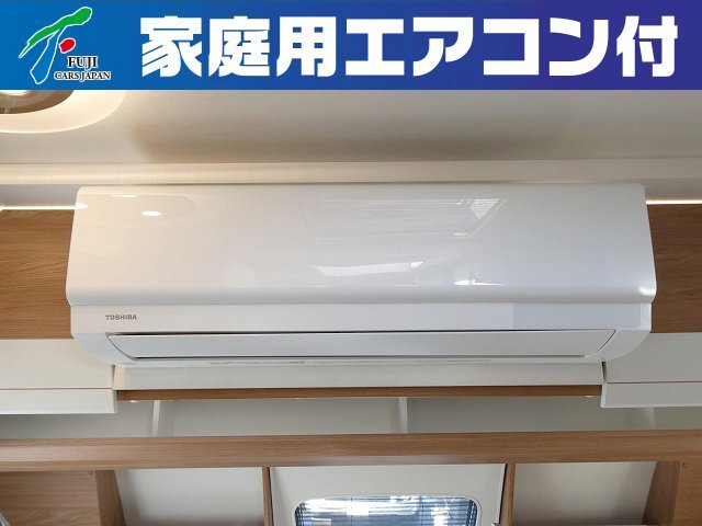 キャンピングカートレーラー