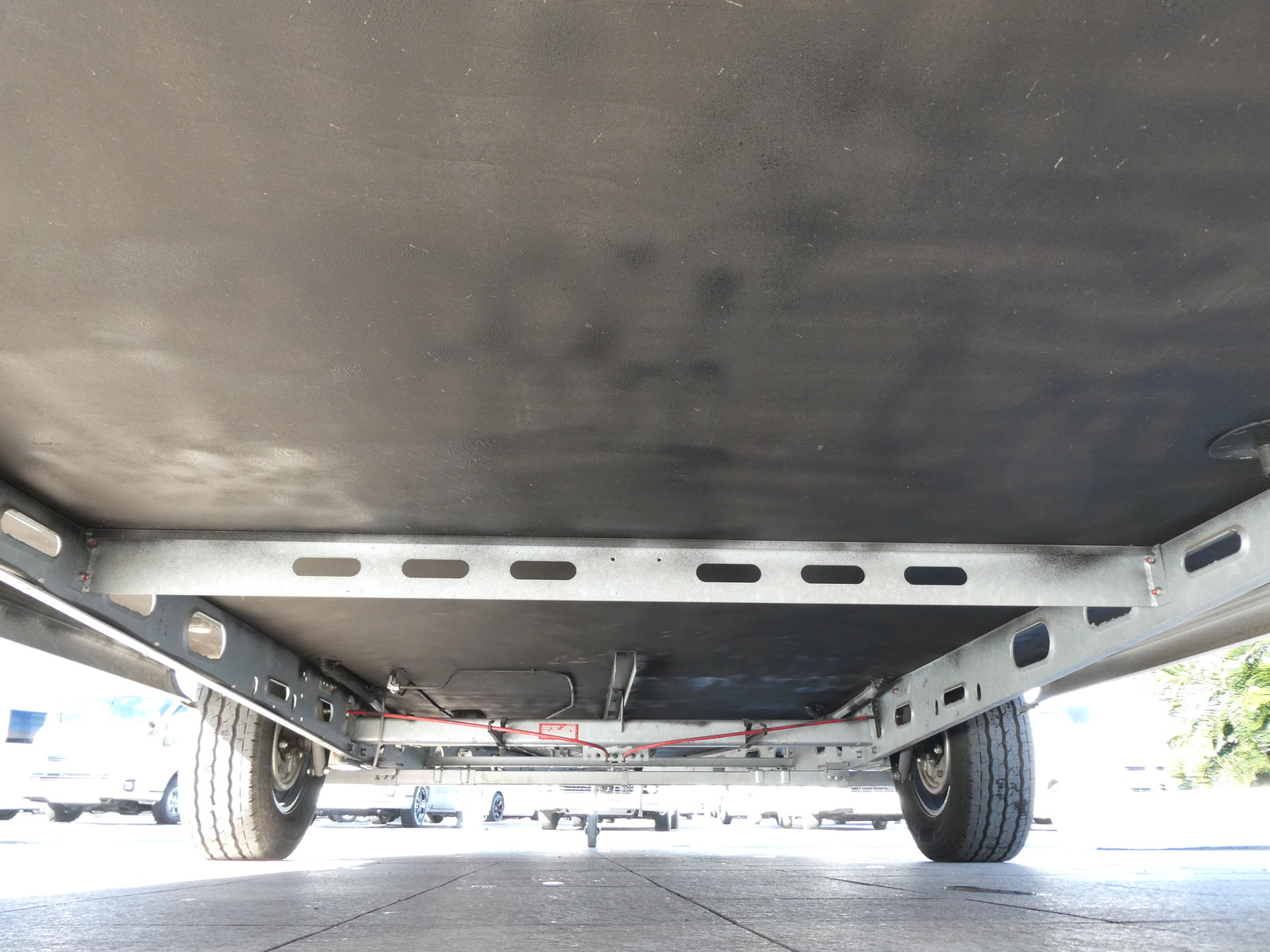 キャンピングカートレーラー