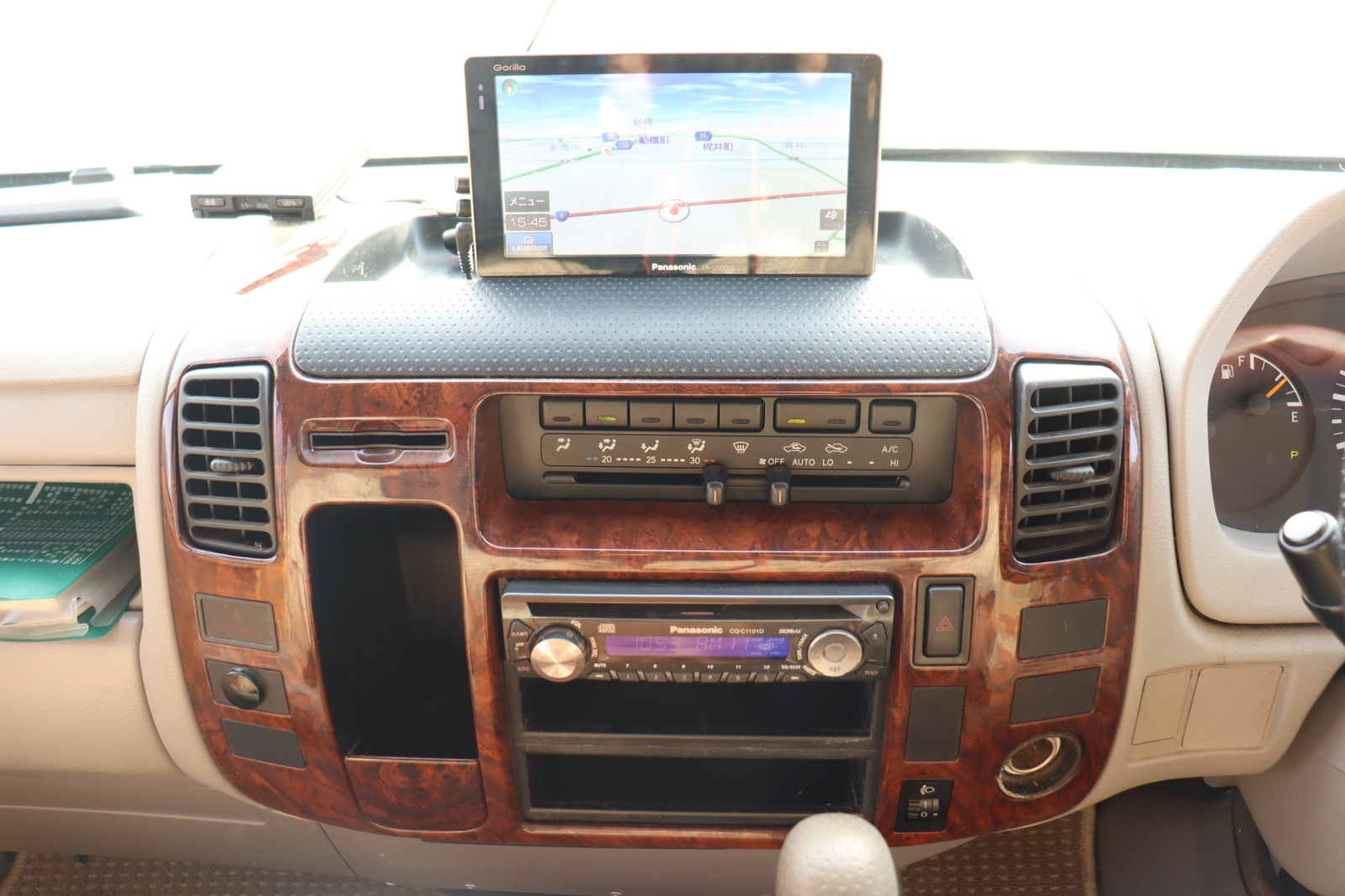 キャンピングカーキャブコン