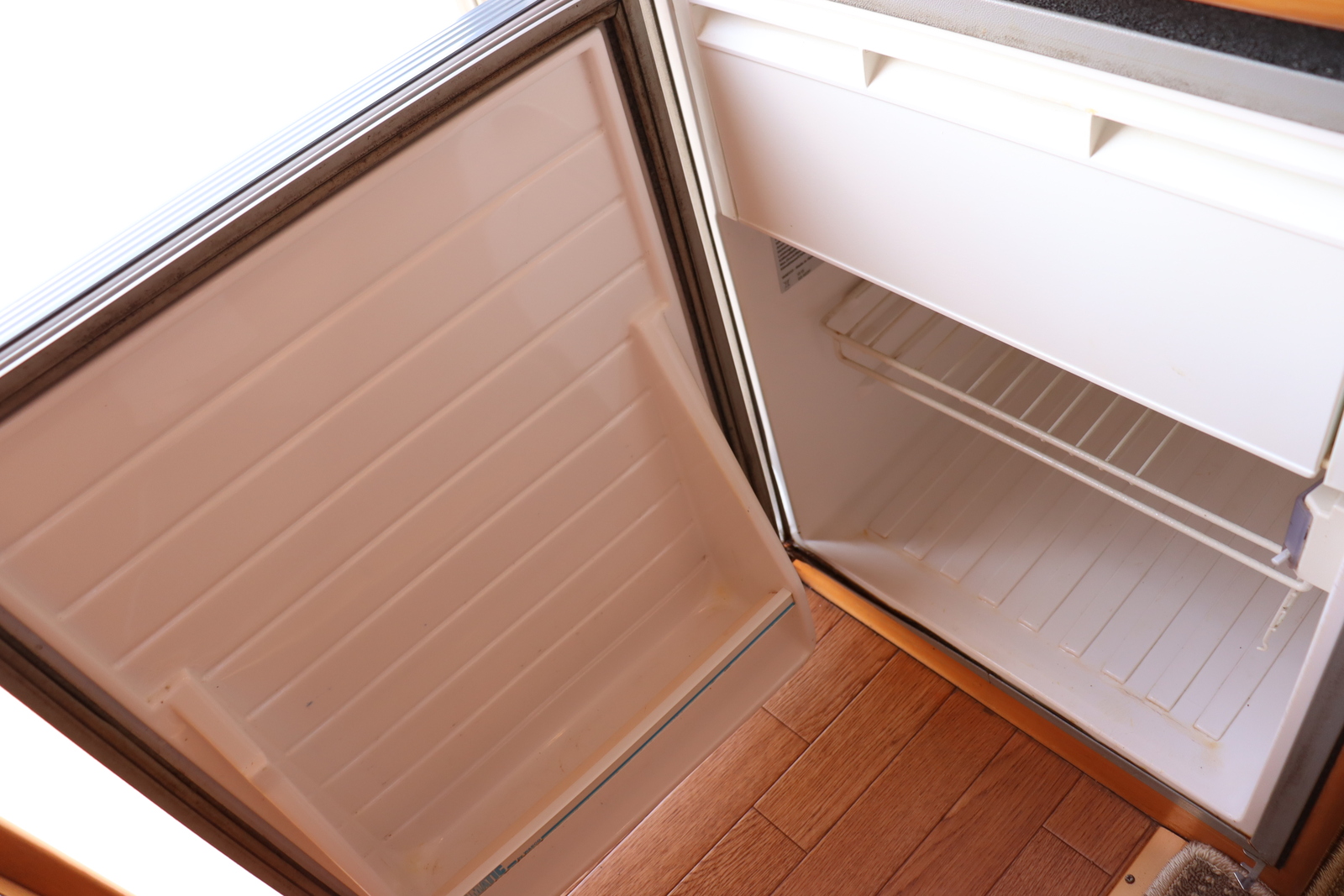 キャンピングカーキャブコン