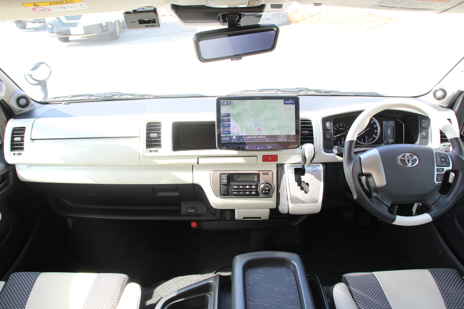 キャンピングカーバンコン