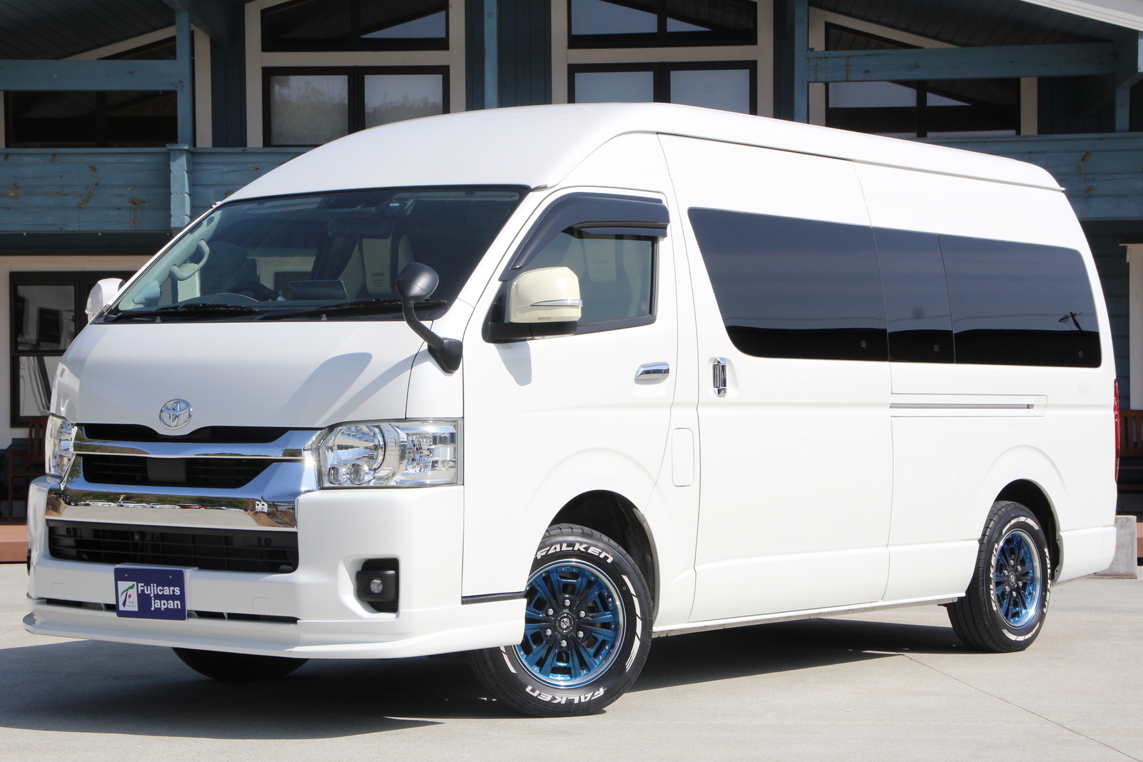 キャンピングカーバンコン