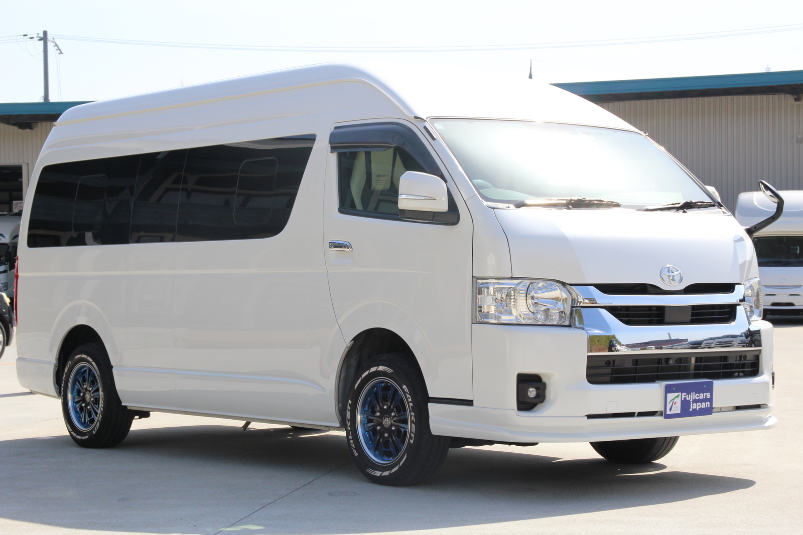 キャンピングカーバンコン