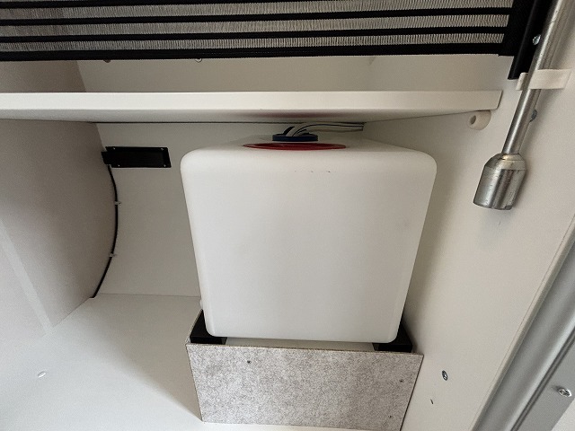 キャンピングカートレーラー