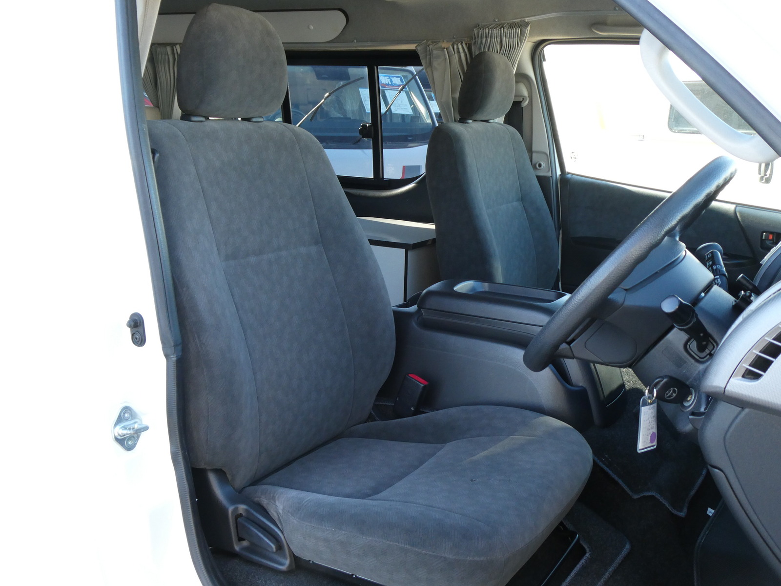 キャンピングカーバンコン