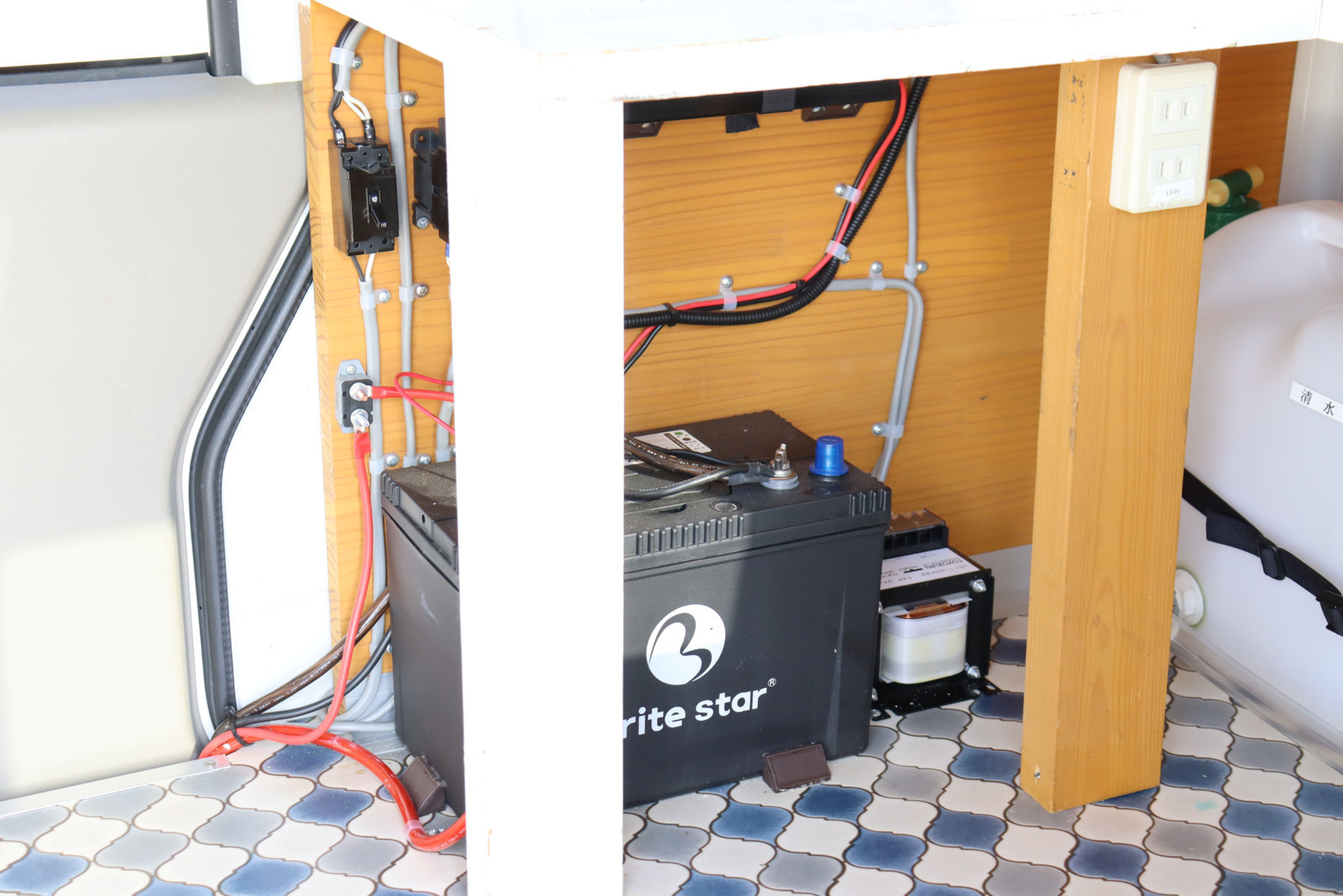 スズキエブリイ