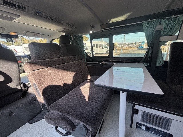 キャンピングカーバンコン