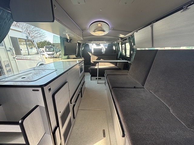 キャンピングカーバンコン