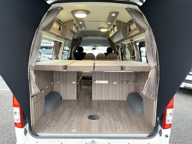 キャンピングカーバンコン