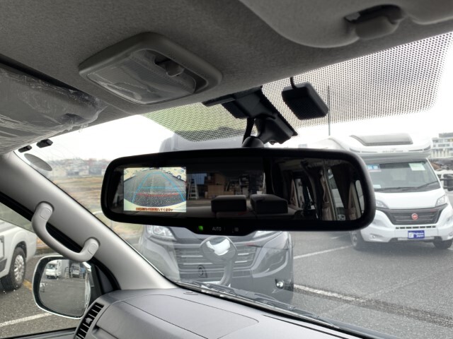 キャンピングカーバンコン