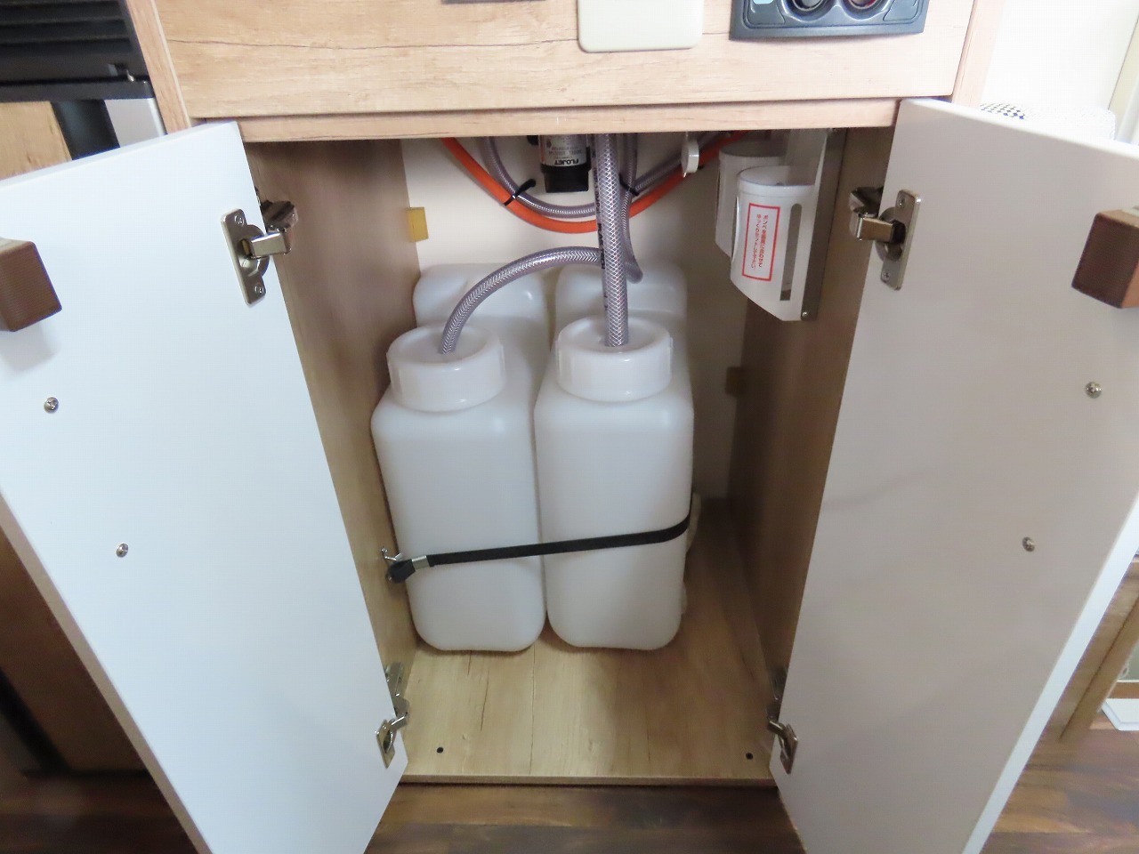 キャンピングカーキャブコン