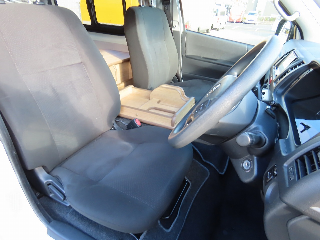 キャンピングカーバンコン