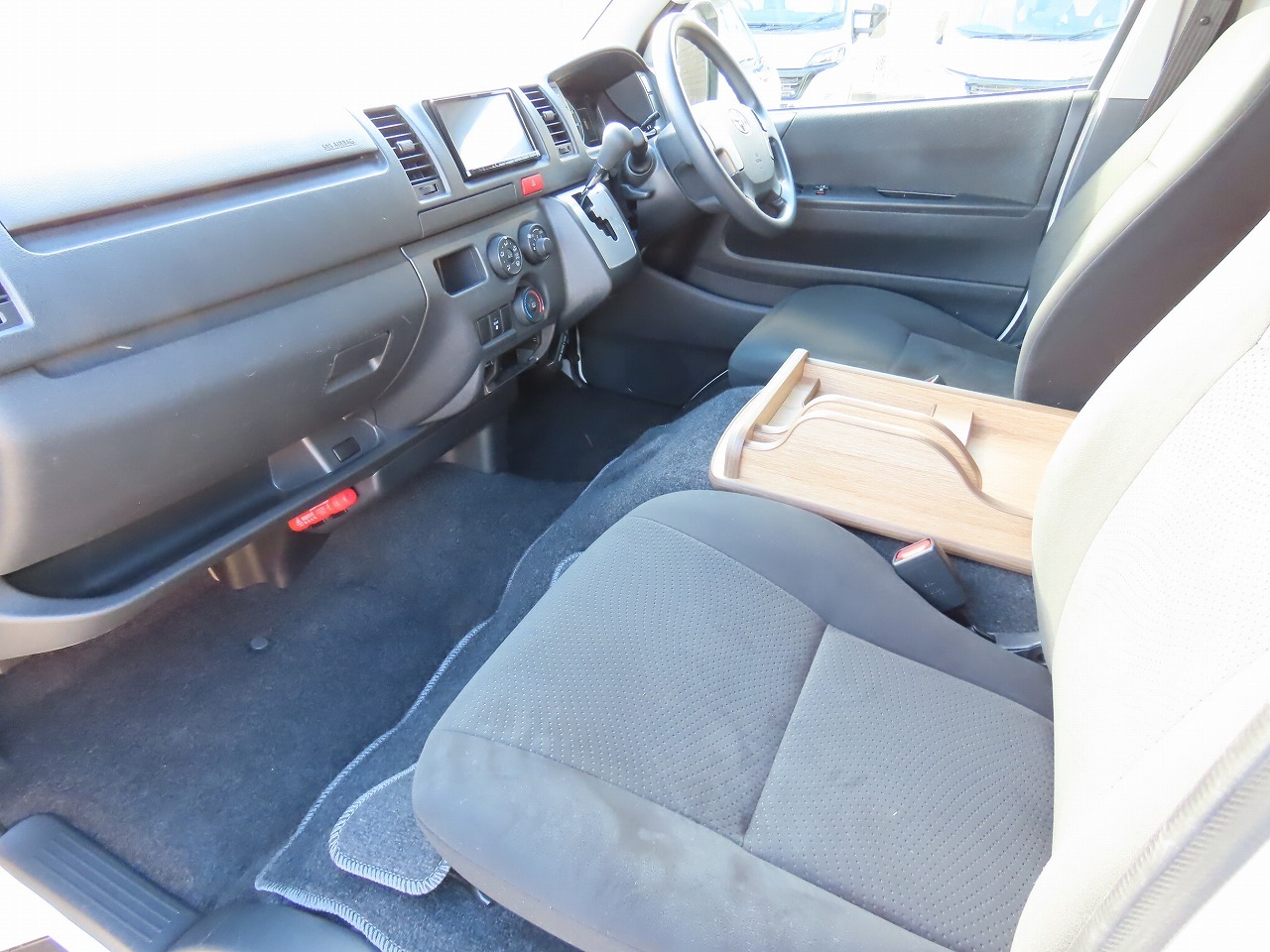 キャンピングカーバンコン