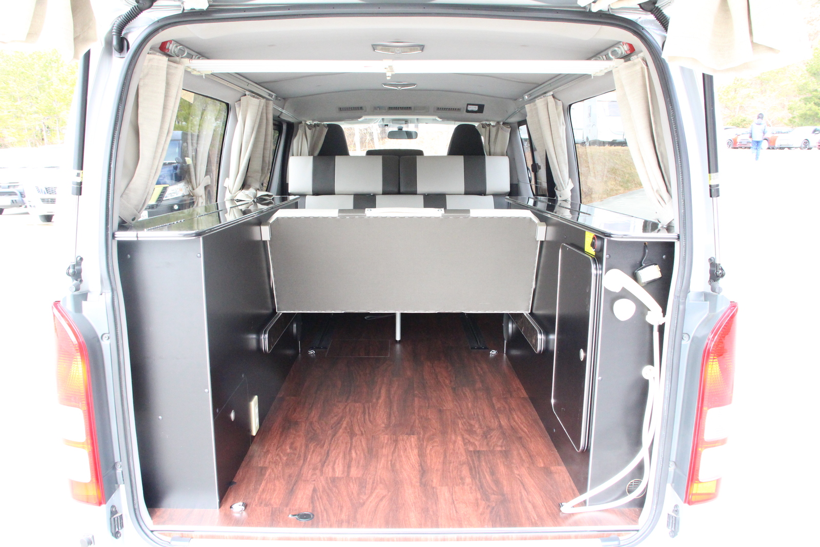 キャンピングカーバンコン