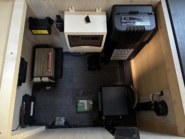 キャンピングカートレーラー